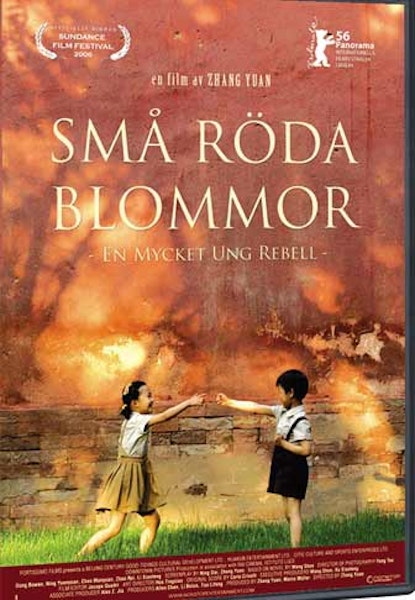 Små röda blommor - en mycket ung rebell