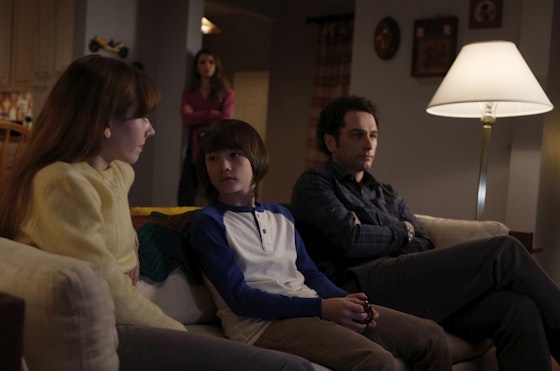 The Americans S01E04