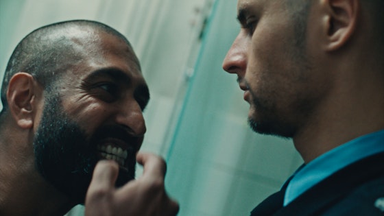 Huset S01E01