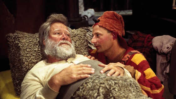 Pyrus: Alletiders julemand S01E01