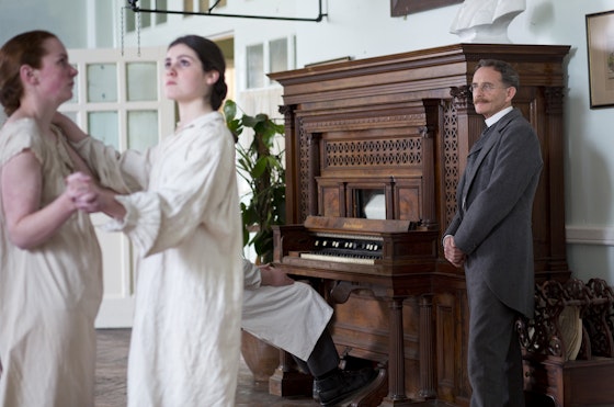 Ripper Street S01E04