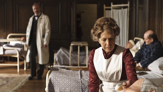 Downton Abbey S01E02