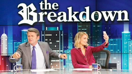 Great News S01E01