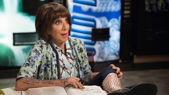 Great News S01E09