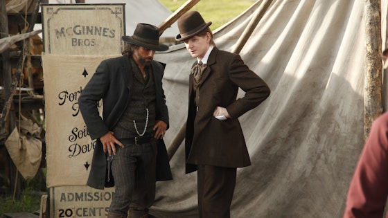 Hell on Wheels S01E09