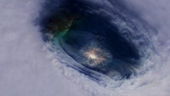 Invasion S01E01