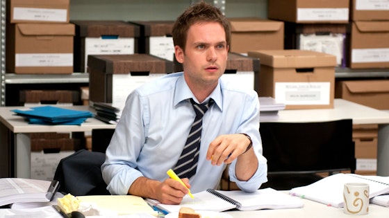 Suits S01E03