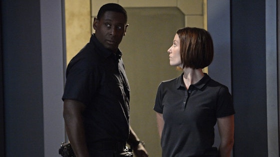Supergirl S01E07