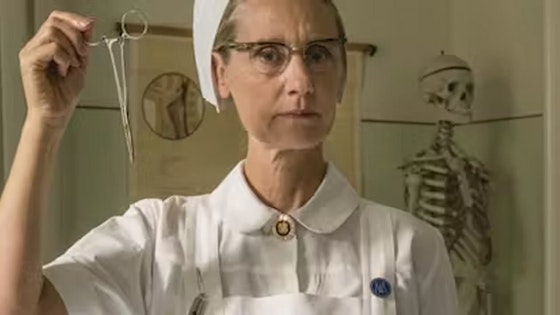 Sygeplejeskolen S01E02