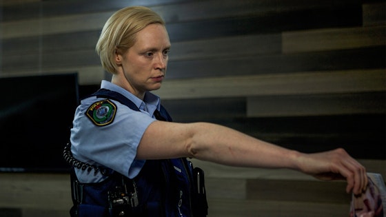 Top of the Lake: China Girl S02E05