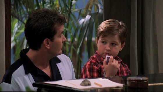 Two and a half men S01E02