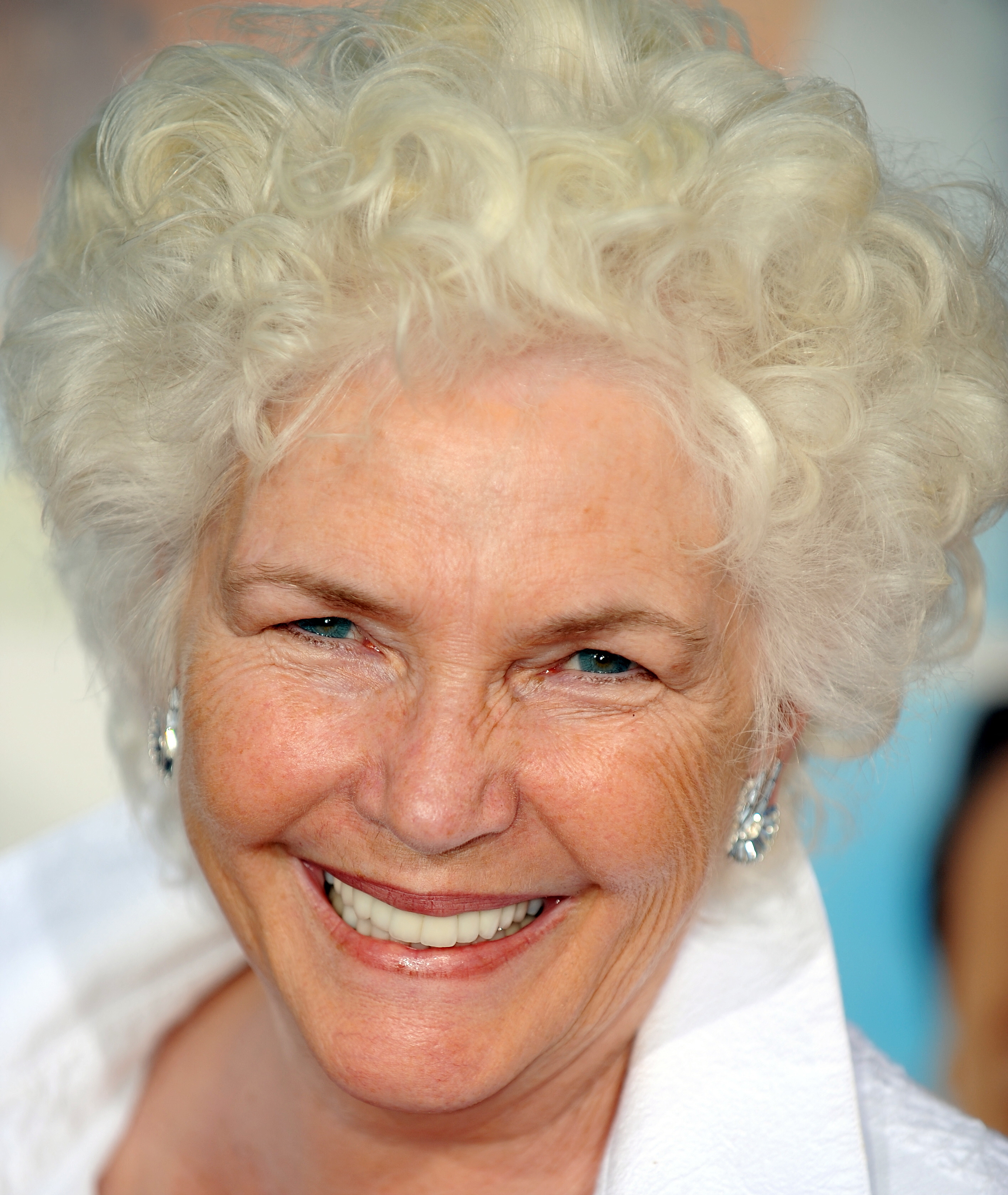 Fionnula Flanagan
