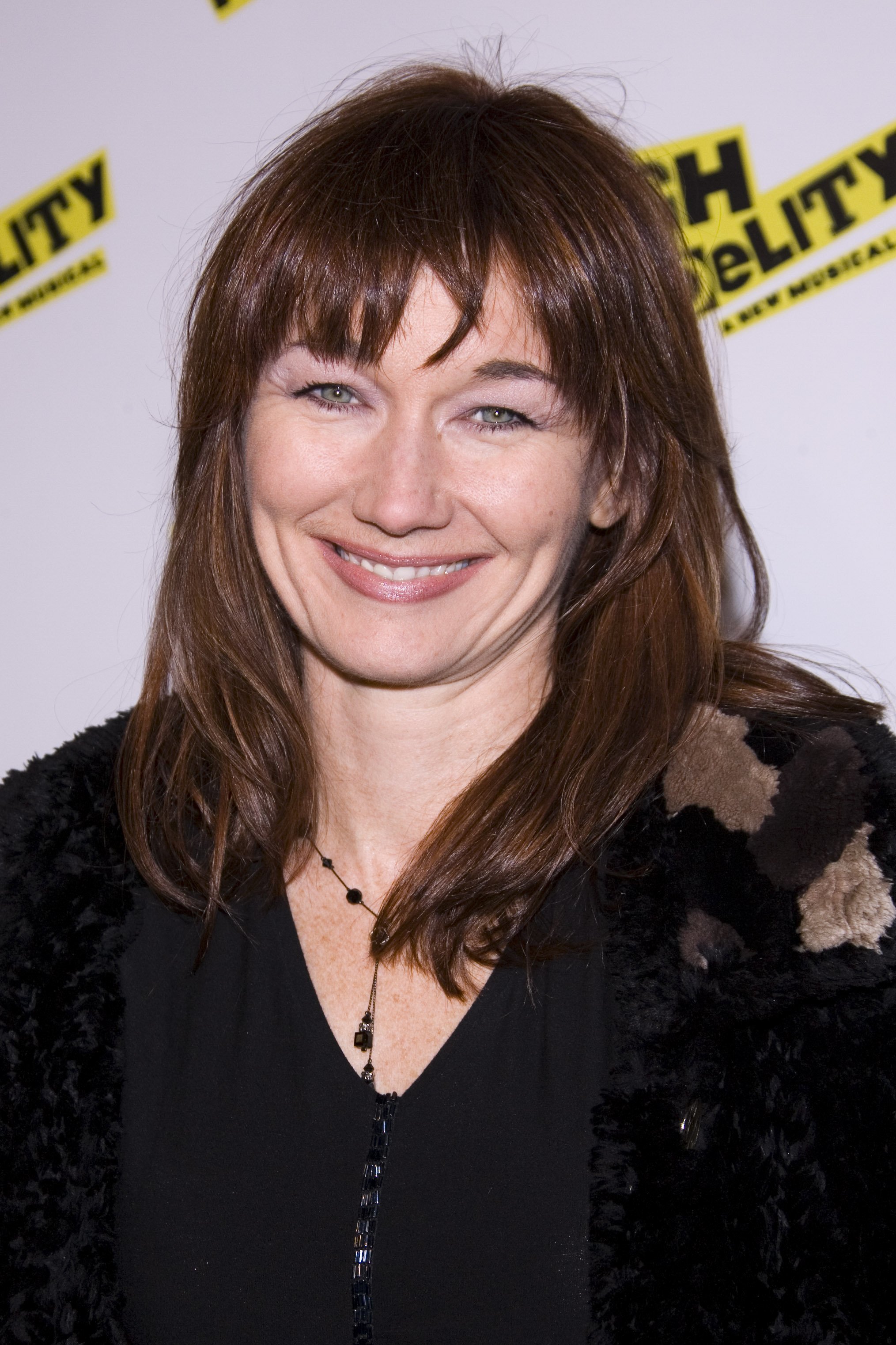 Lari White